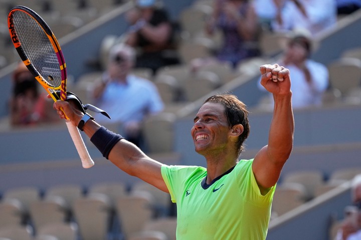 Nadal opäť neprekoná Borga. Stratil set, no stále si ide za titulom